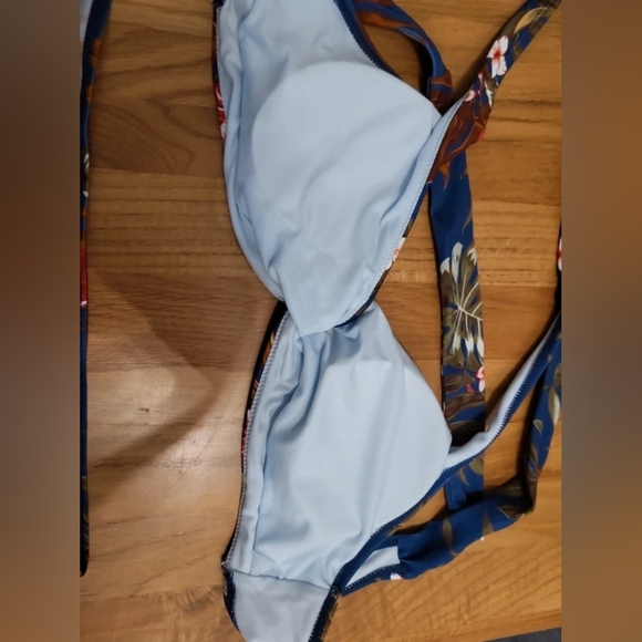 Ladies bikini - Picture 3 of 6